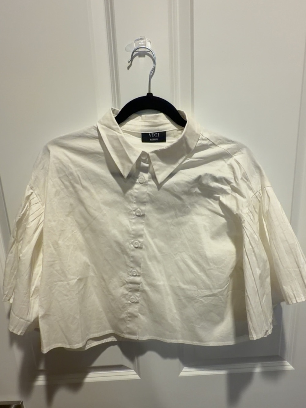 Vici White Button-Front Collared Top w/bell sleeves